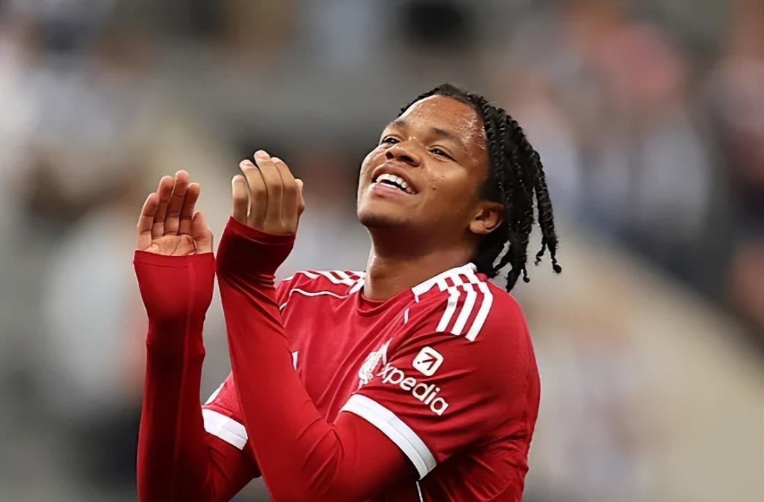 中贡献两个 中贡献两个