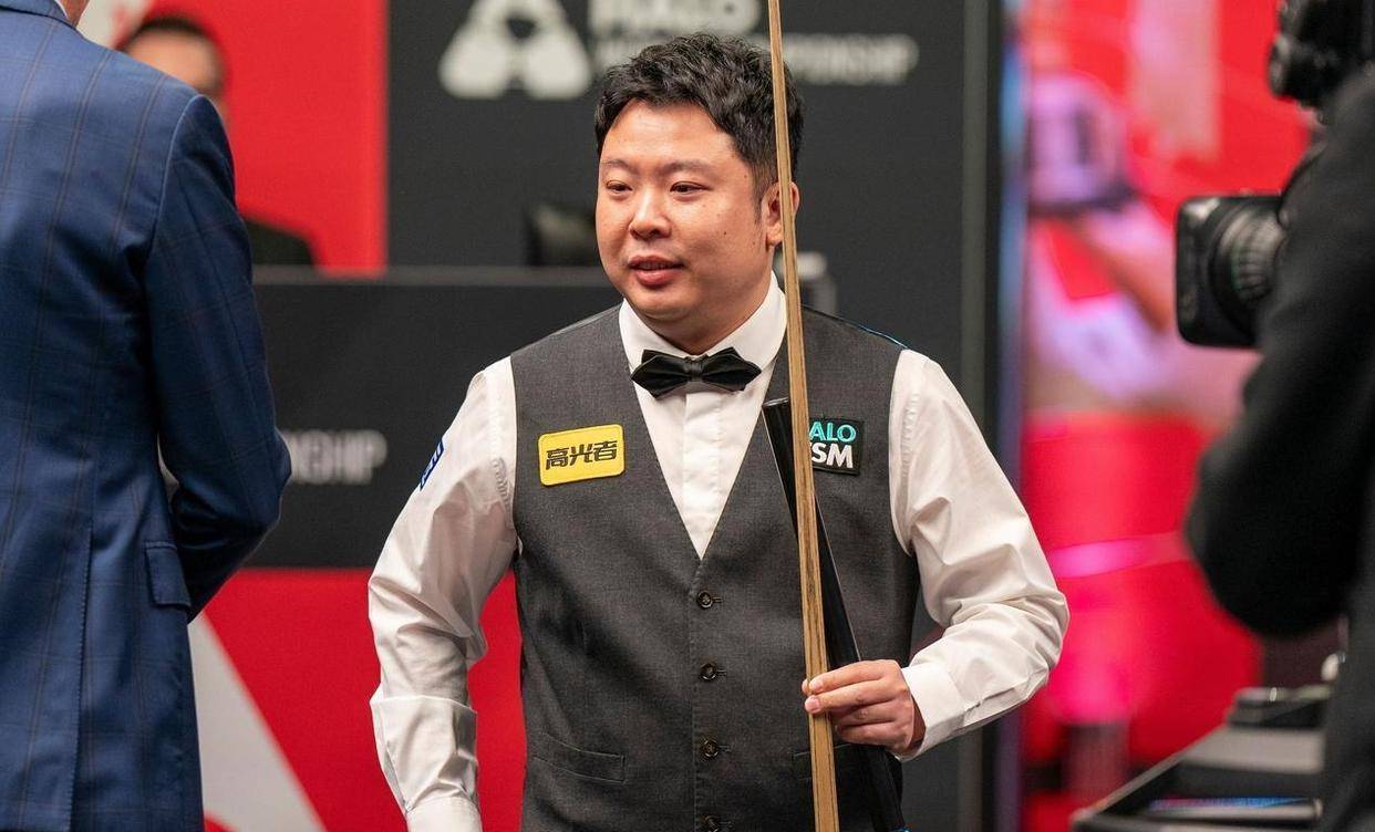 冠军瘫坐在, 岁的爱尔兰 冠军瘫坐在, 岁的爱尔兰