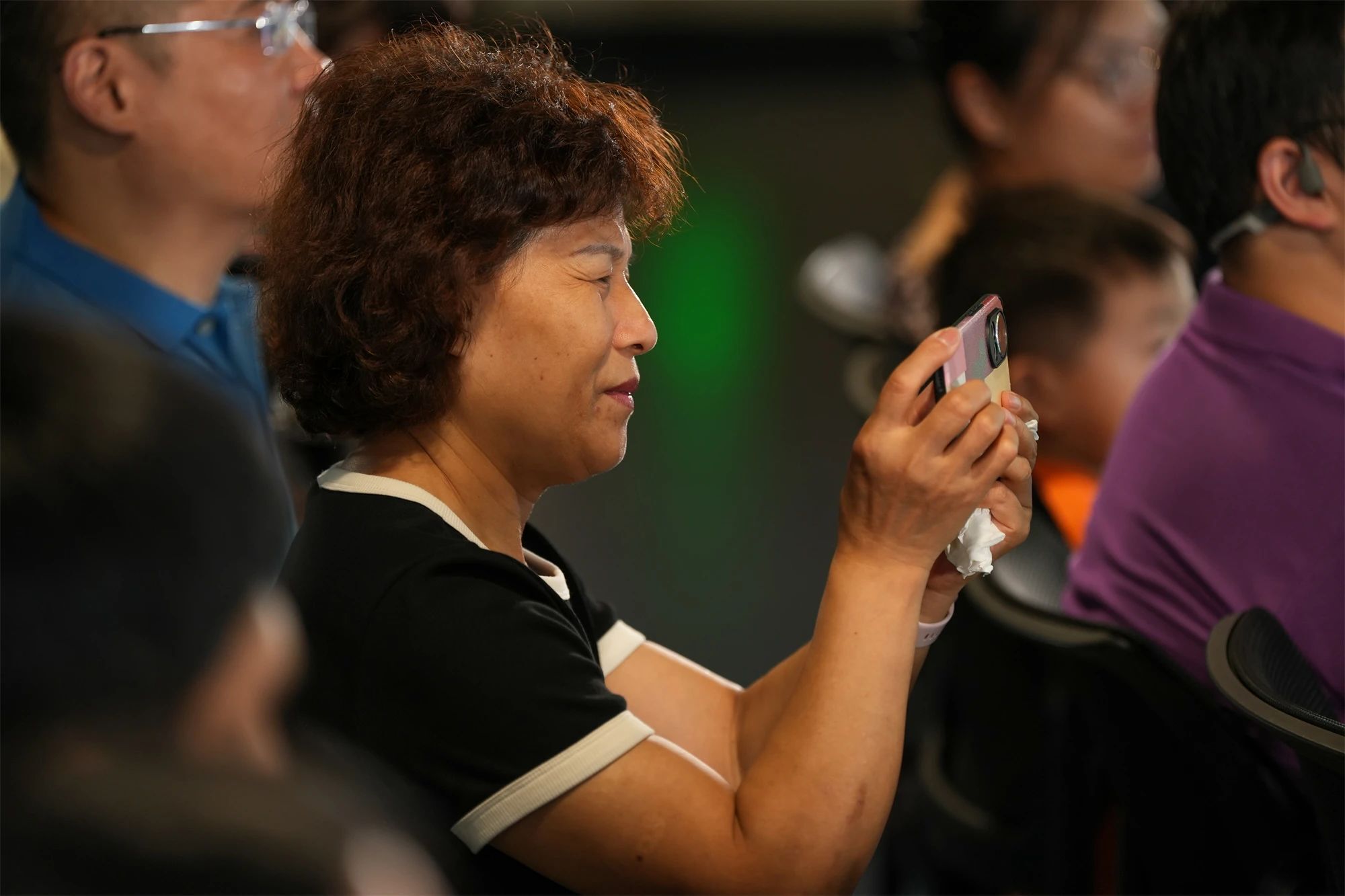 displ, 适合听有趣, EIAA displ, 适合听有趣, EIAA